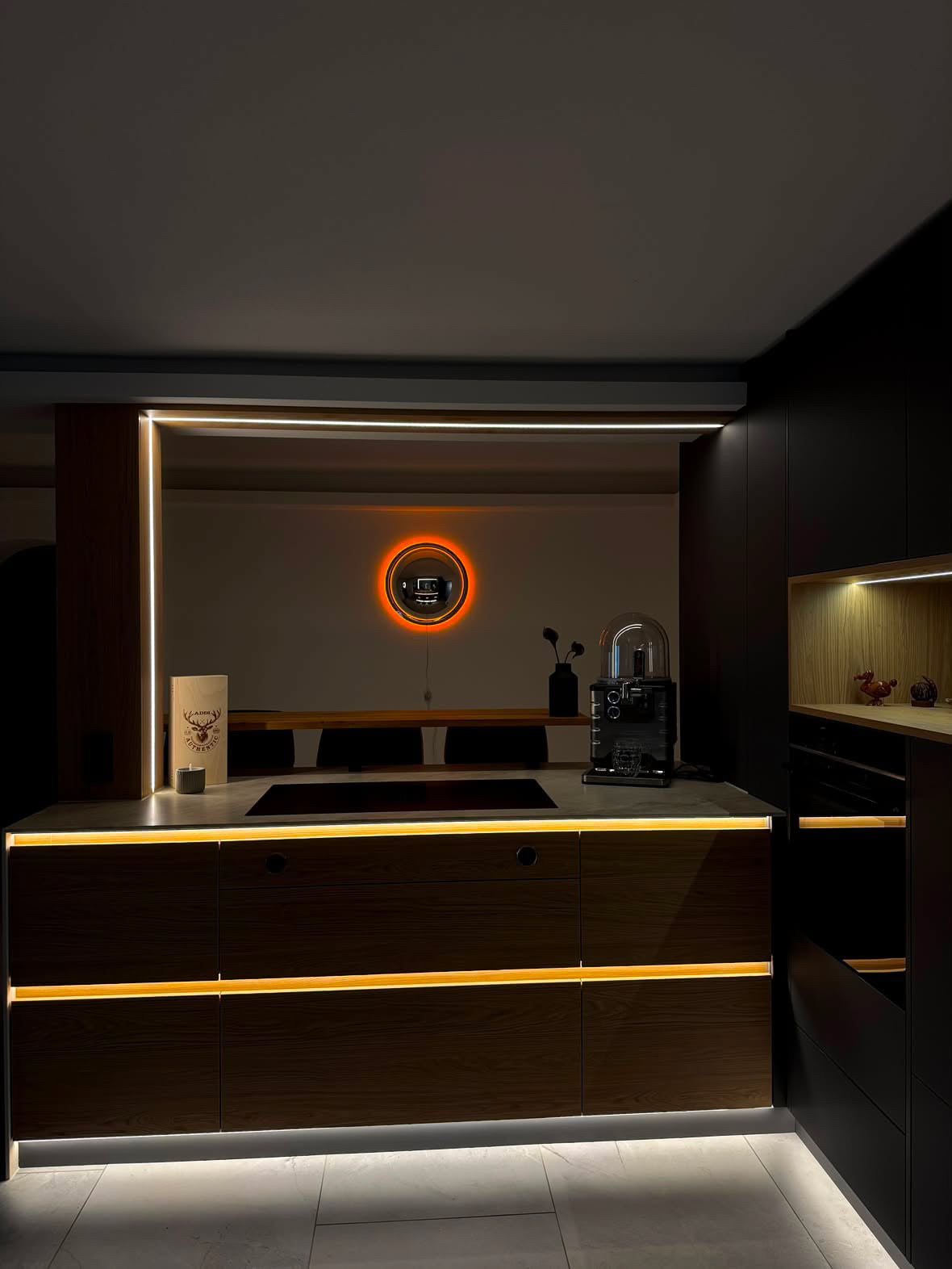 GLOW UP STUDIO