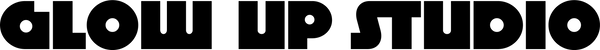 Logo von GLOW UP STUDIO, ein schwarzer Schriftzug mit einer bolden Typografie